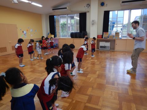 6月えいごであそぼう