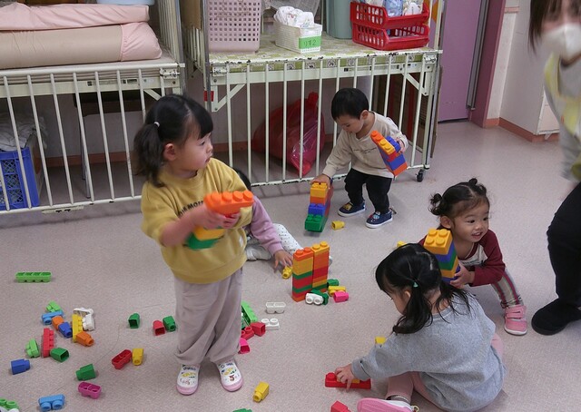 １２月りす１ブロックで遊ぶ