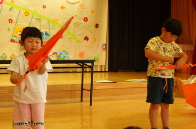 R7雨の日（傘）