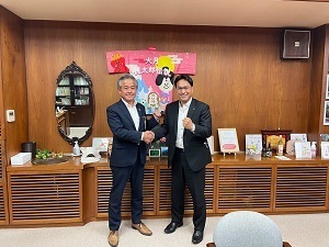表敬訪問