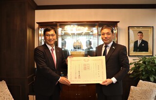 4.20紺綬褒章伝達(株式会社エスレコ様) 4.20紺綬褒章伝達(株式会社エスレコ様)