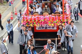 10.27山車巡行祭り１