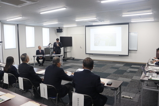 R7.1.28スケボー2 R7.1.28スケボー2