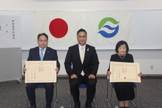 9.4紺綬褒章3