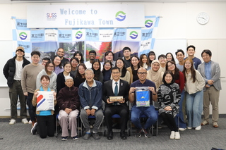シンガポール社会科大学来庁