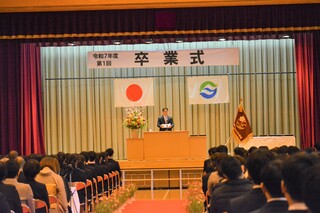 富士川中学校卒業式1