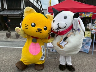 ゆずにゃんとラプくん