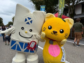 めぐるとゆずにゃん